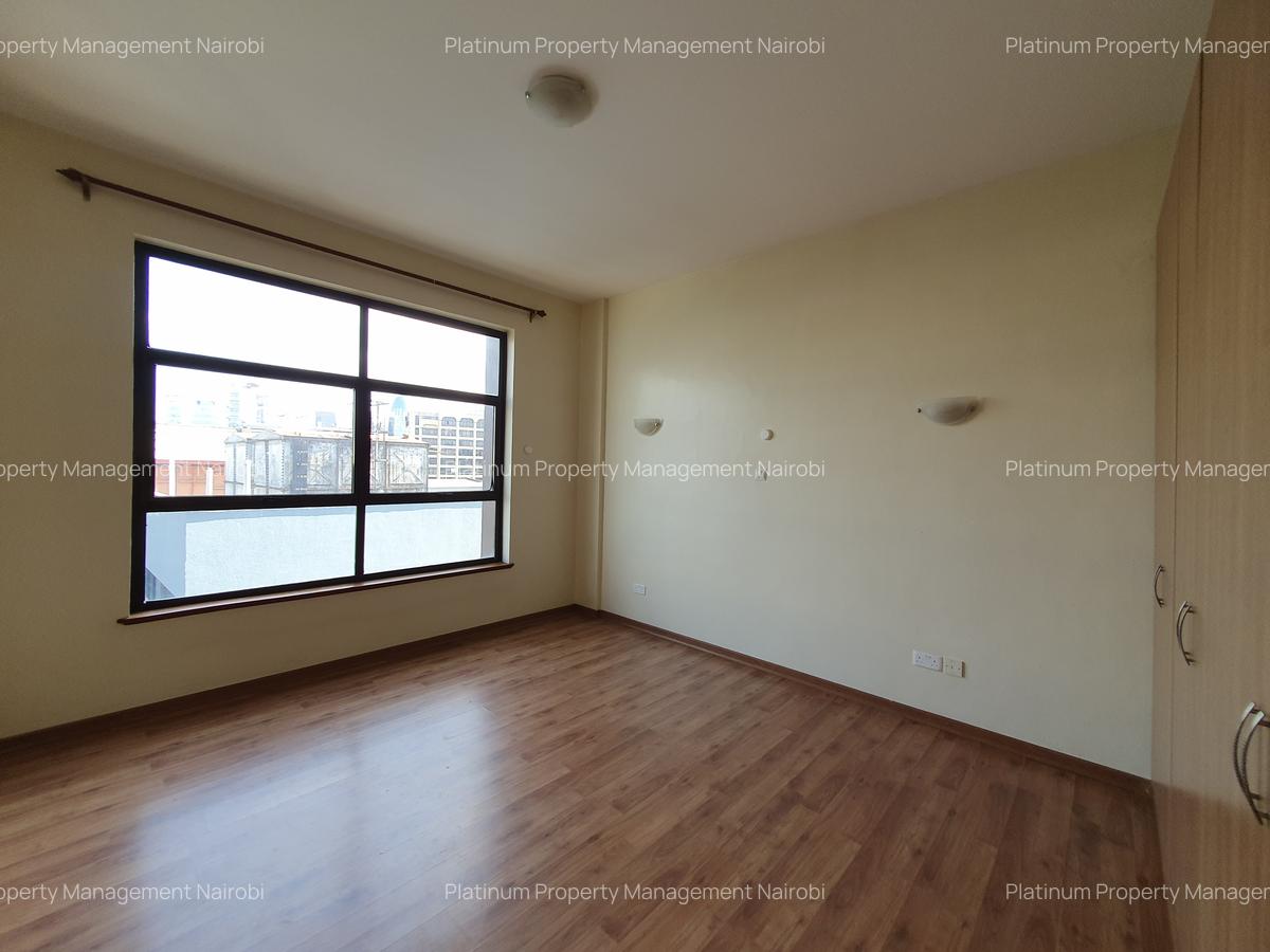 2 Bed Apartment with En Suite at Mpaka Rd - 10