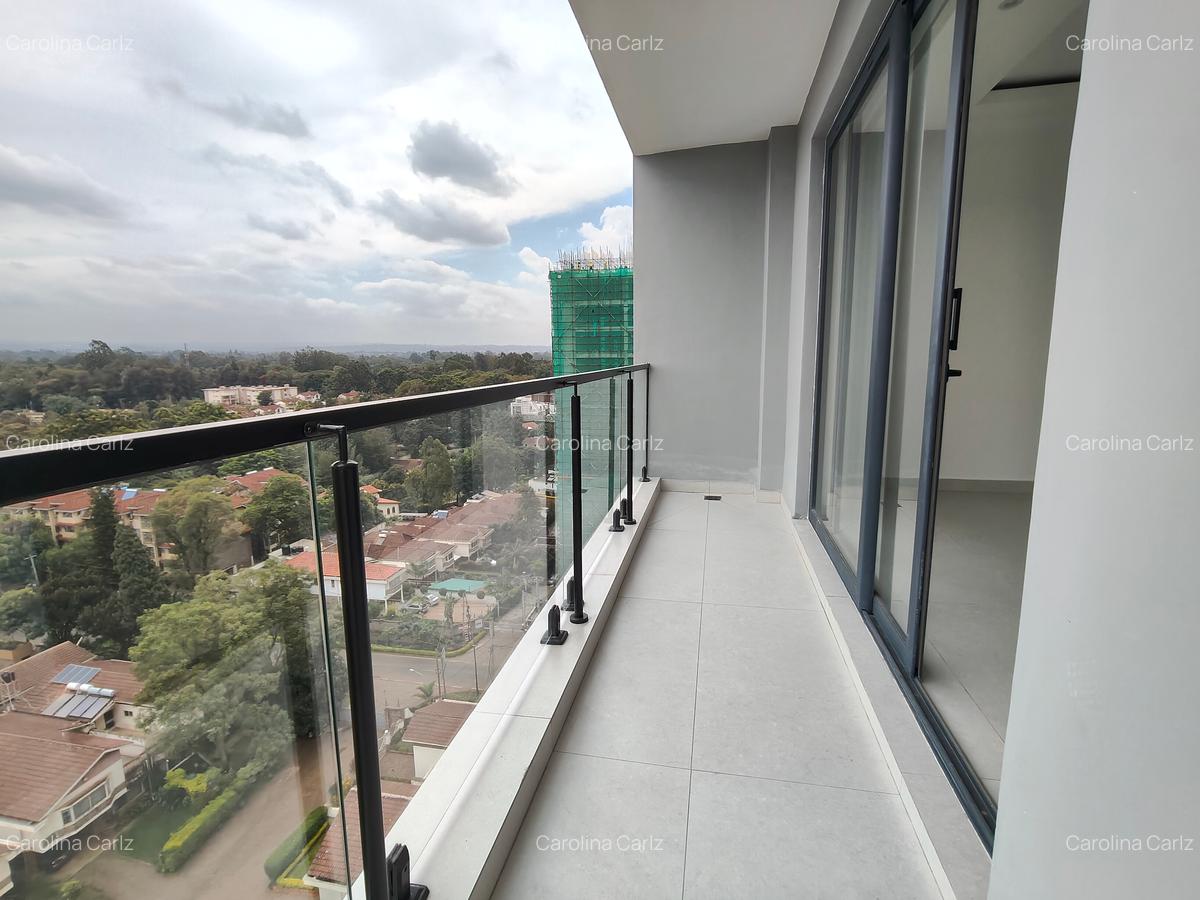 3 Bed Apartment with En Suite at Brookside Drive - 8
