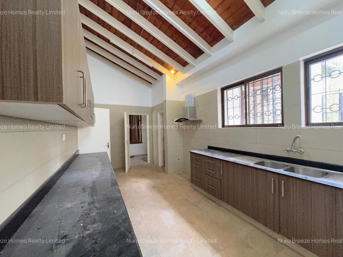 5 Bed House with En Suite in Thigiri - 13