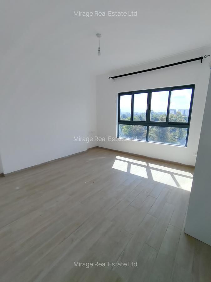 3 Bed Apartment with En Suite in Lavington - 20