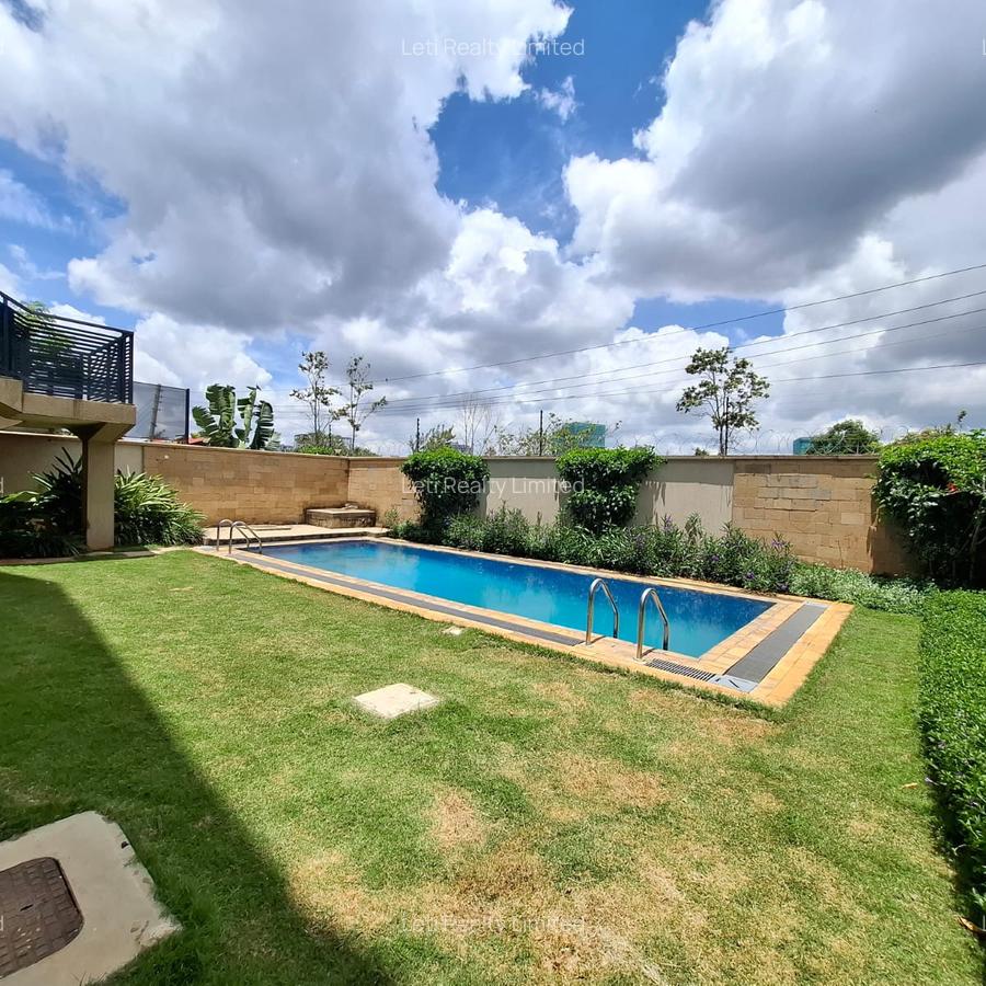 4 Bed Townhouse with En Suite in Lavington - 9