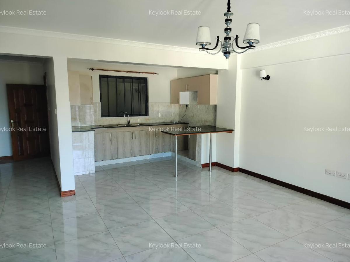 4 Bed Townhouse with En Suite at Lavington - 3