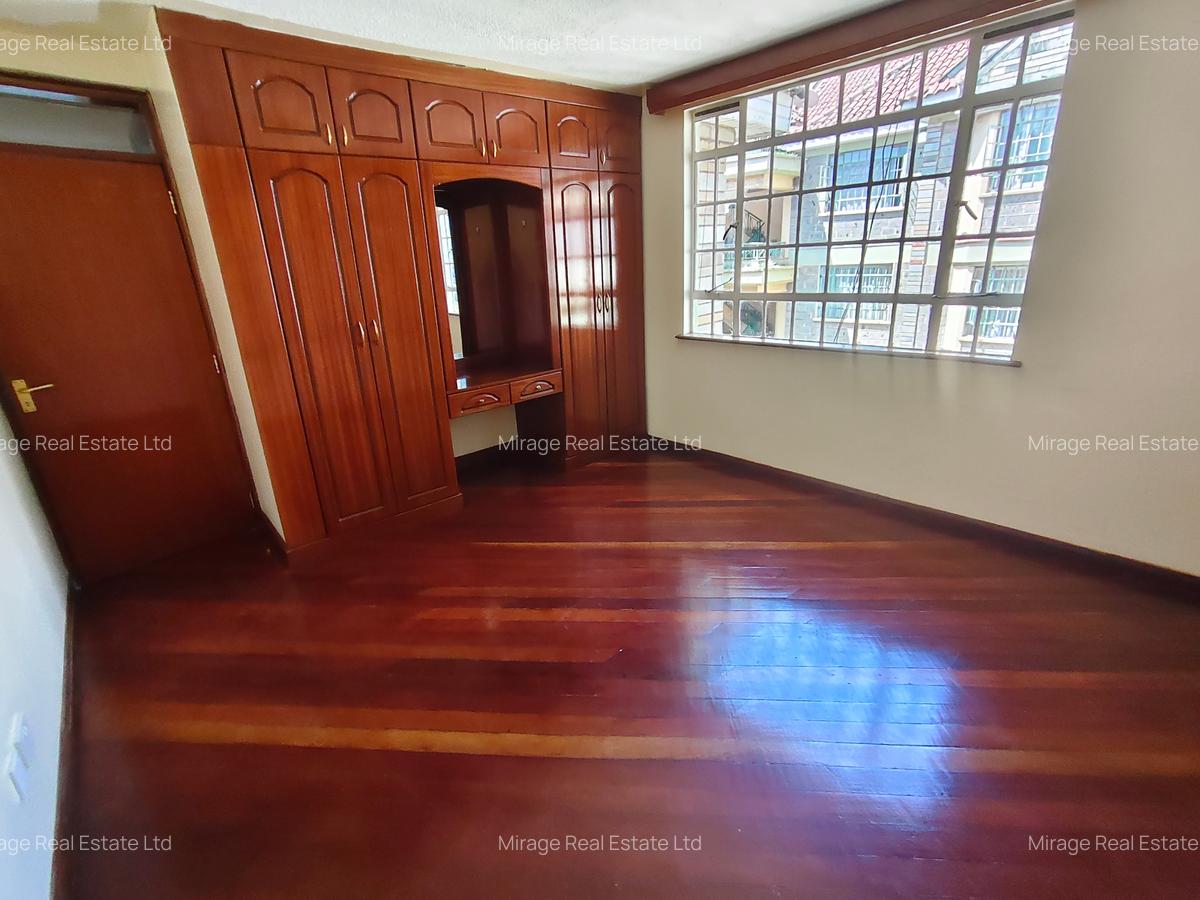 4 Bed Apartment with Parking in Kileleshwa - 19