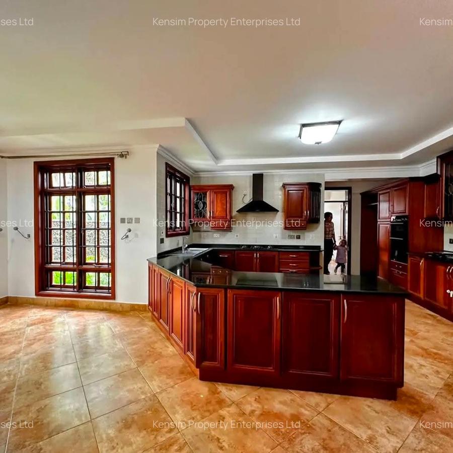 5 Bed House with En Suite in Loresho - 13