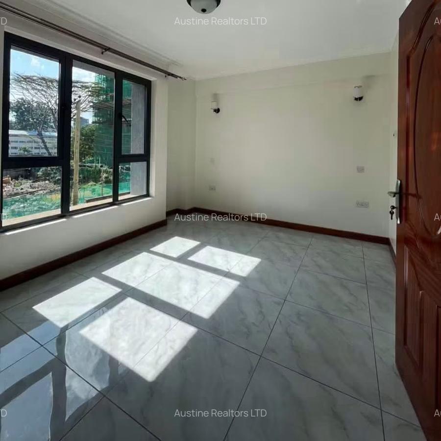 2 Bed Apartment with En Suite at School Lane - 5