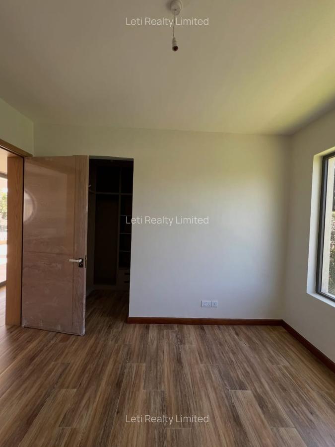 6 Bed Townhouse with En Suite in Lavington - 15