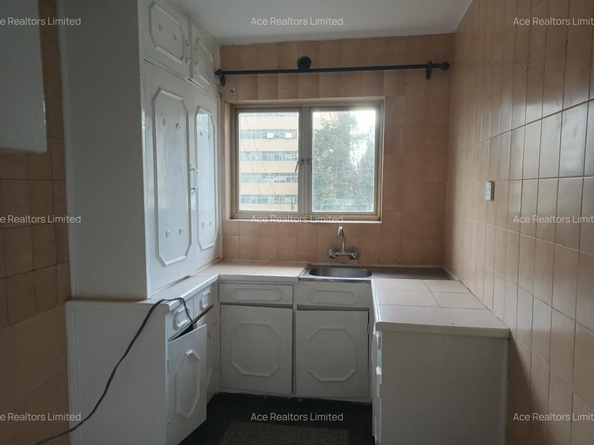 2 Bed Apartment with Parking at Westlands Road Near Sarit Centre - 10