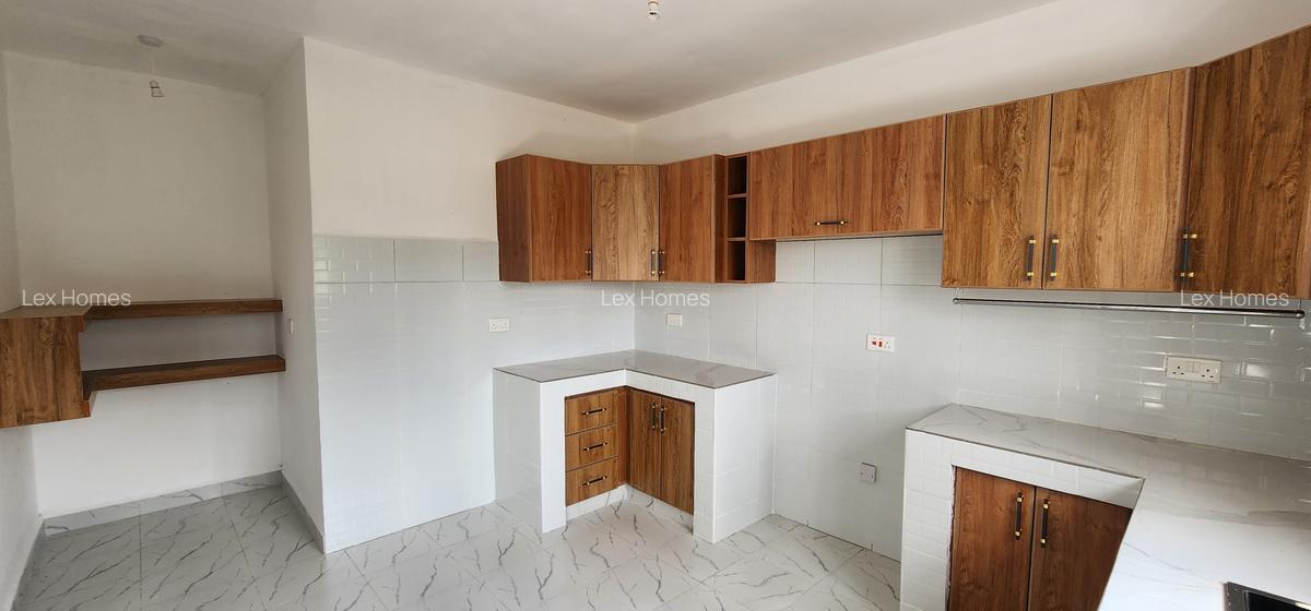 4 Bed House with En Suite at Magadi Road - 8