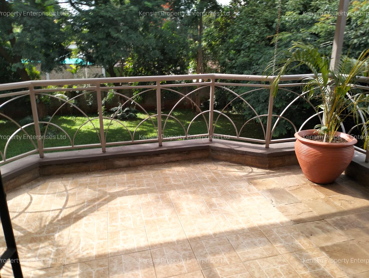 5 Bed Townhouse with En Suite in Runda - 10