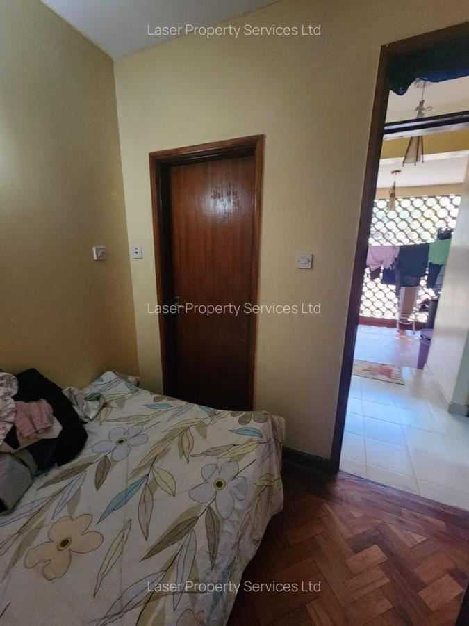 3 Bed Apartment with En Suite at State House - 5