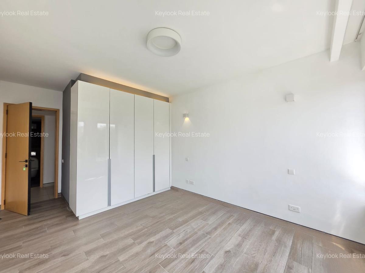 3 Bed Apartment with En Suite at Denis Pretty Road - 8