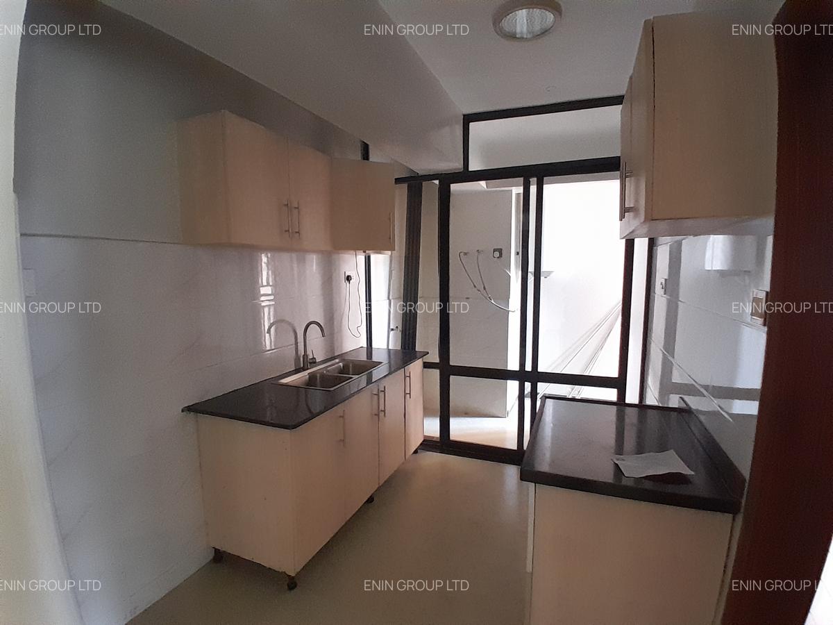 2 Bed Apartment with En Suite in Kilimani - 3