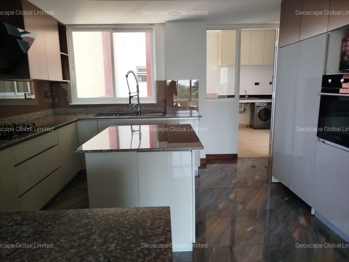 4 Bed Apartment with En Suite in General Mathenge - 12