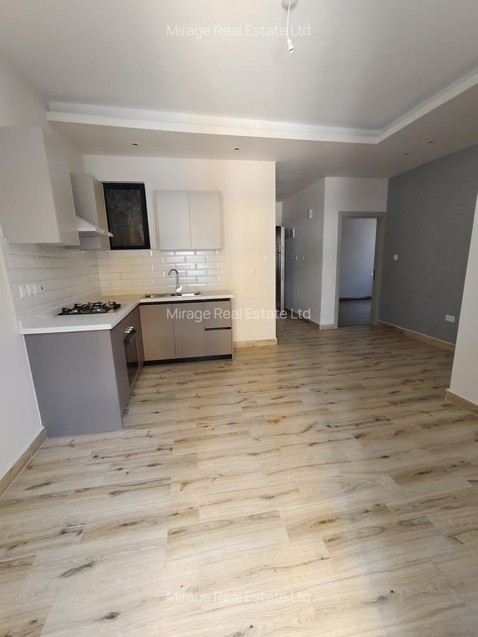 1 Bed Apartment with Swimming Pool in Kilimani - 1