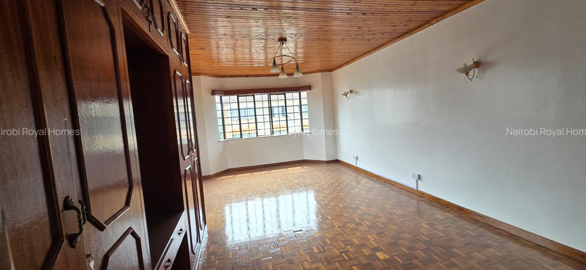 4 Bed Apartment with En Suite at Rhapta Road - 12