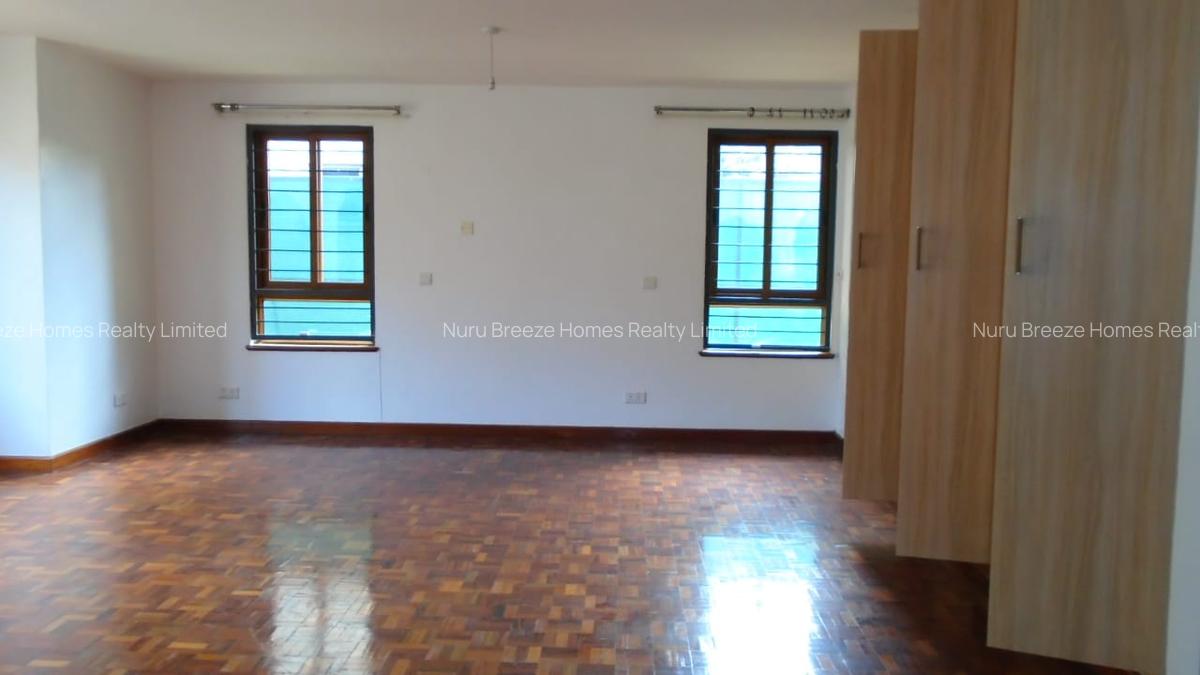 5 Bed Townhouse with En Suite in Kileleshwa - 18