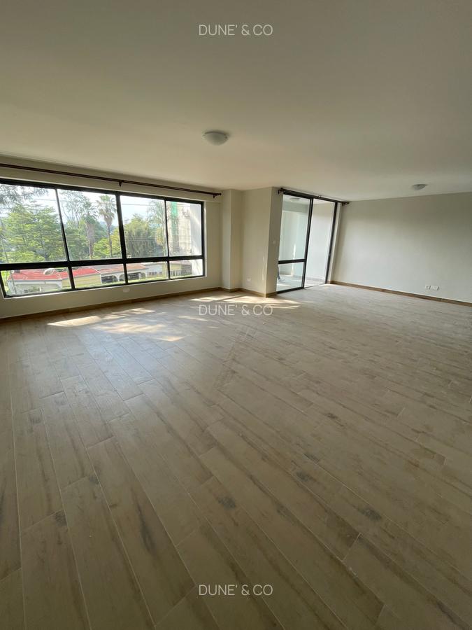 3 Bed Apartment with En Suite in Kileleshwa - 4
