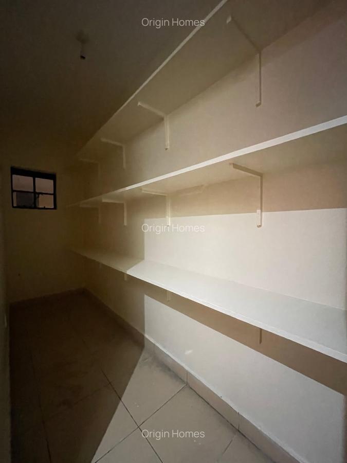 2 Bed Apartment with En Suite at Riverside Drive - 12