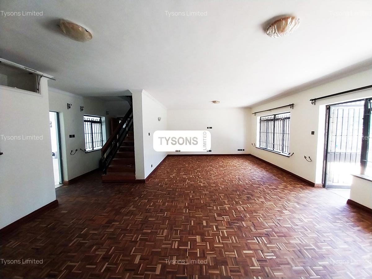 5 Bed House with En Suite in Westlands Area - 2