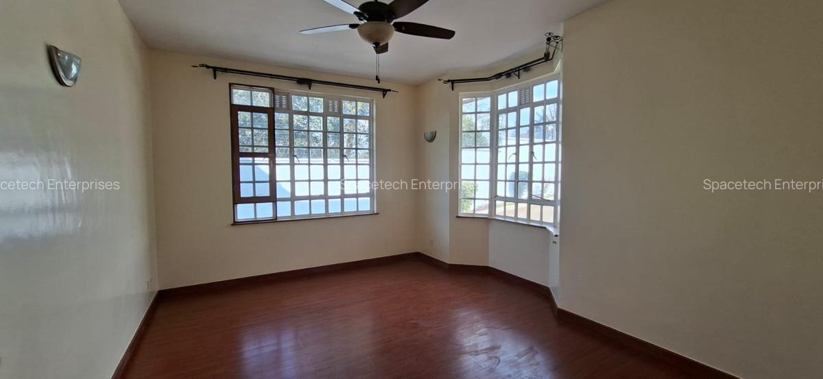 4 Bed House with En Suite in Runda - 6
