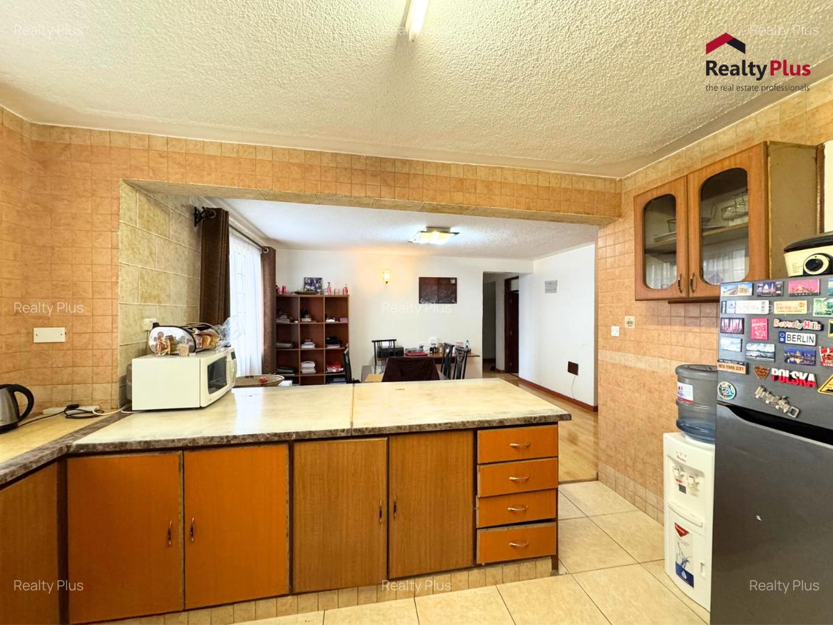 3 Bed Apartment with Borehole at Off Dennis Pritt - 9