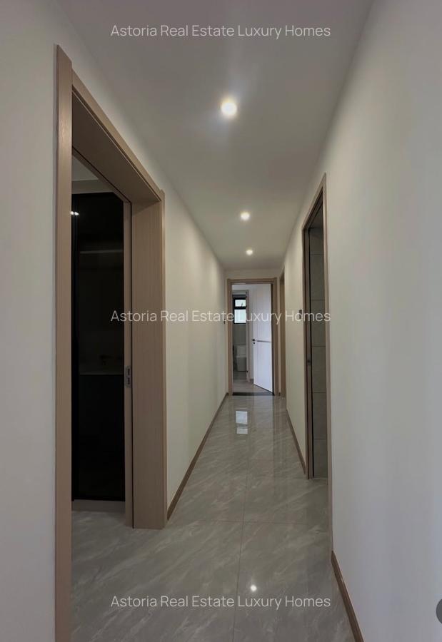 3 Bed Apartment with En Suite in Lavington - 4