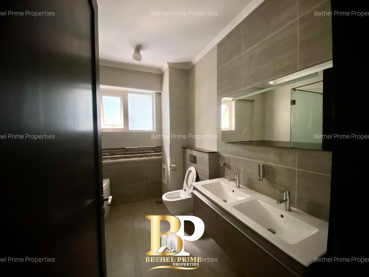 4 Bed Apartment with En Suite in General Mathenge - 20