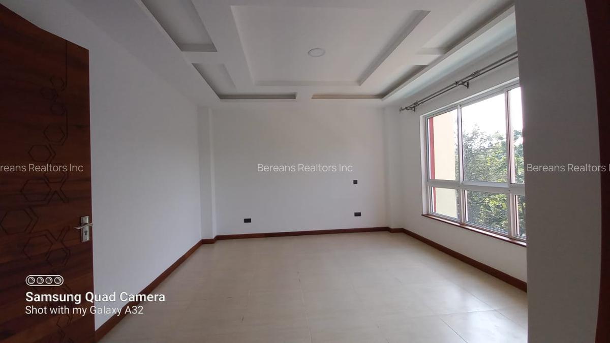 4 Bed Apartment with En Suite in General Mathenge - 11