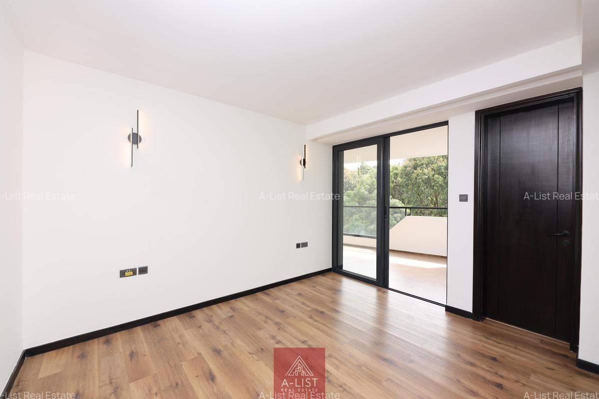5 Bed Apartment with En Suite at Peponi Road - 10