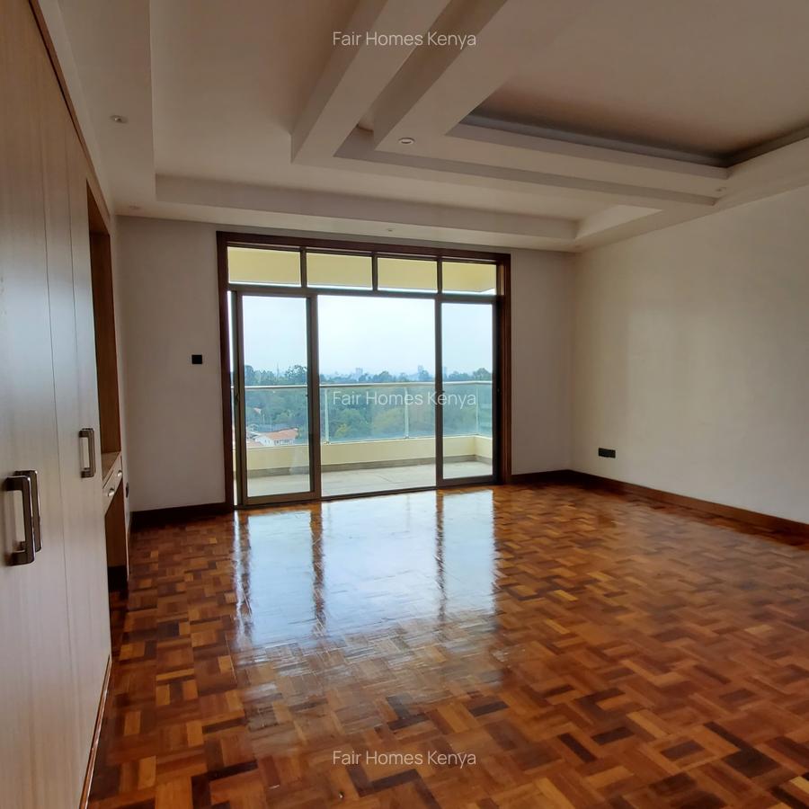 3 Bed Apartment with En Suite at Othaya Road - 11