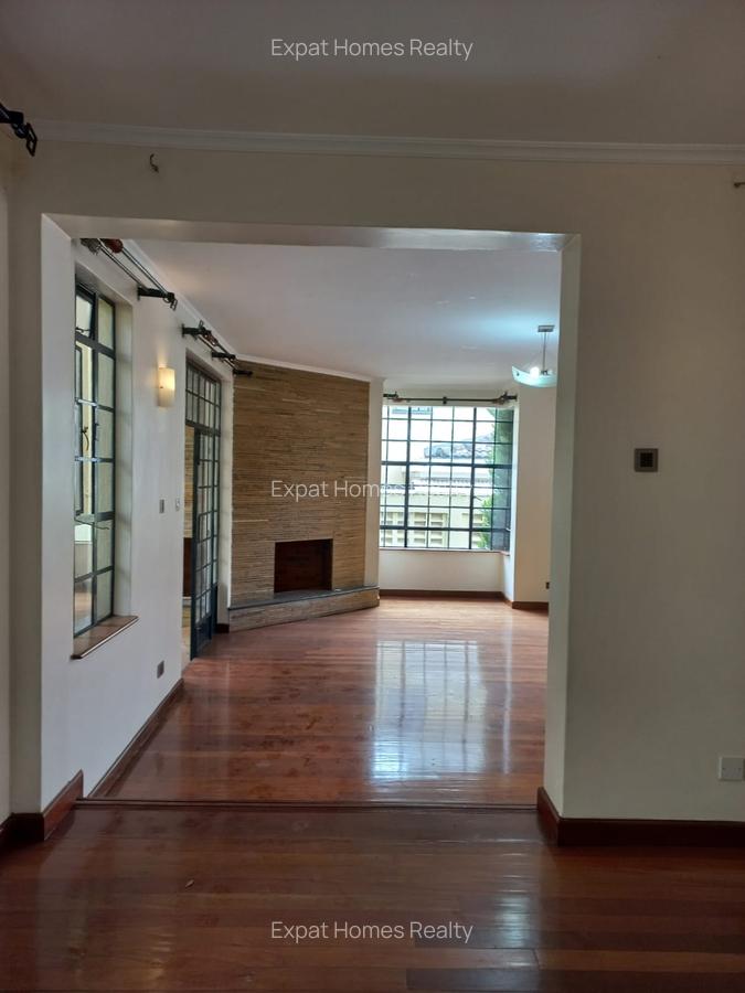 5 Bed Villa with En Suite in Lavington - 2