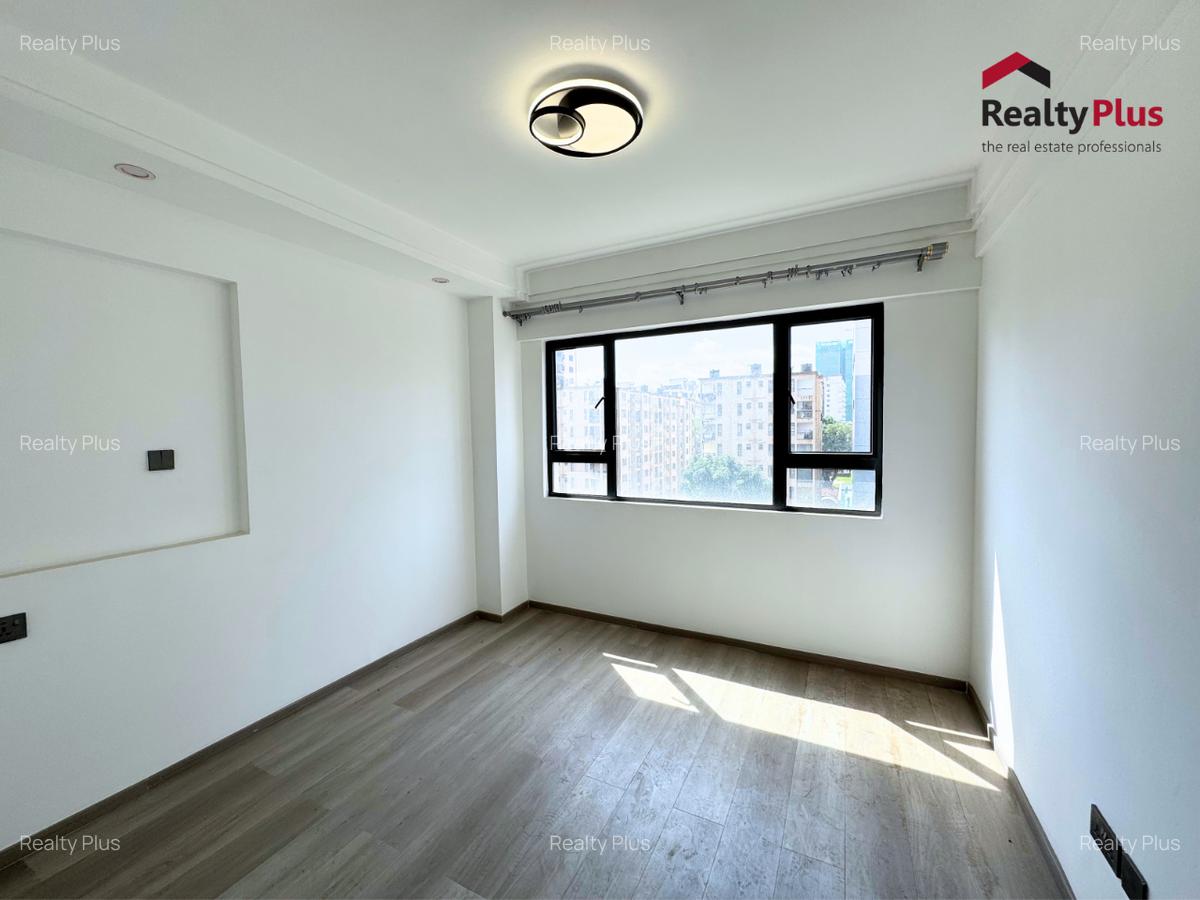 3 Bed Apartment with En Suite at Valley Arcade - 16