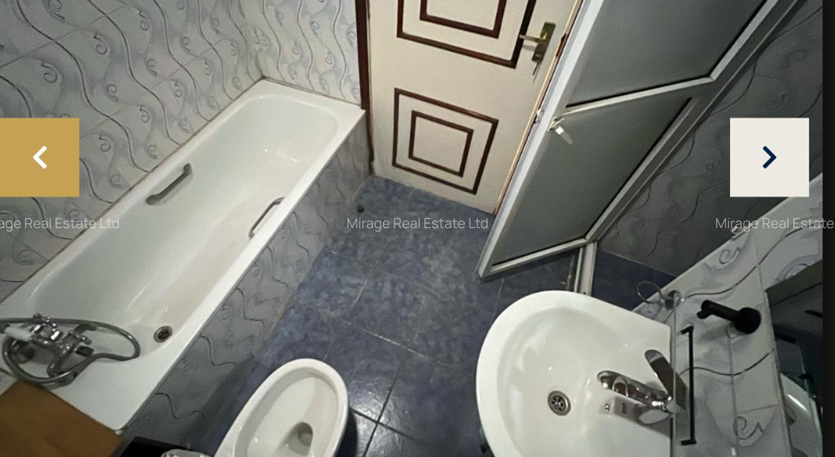 4 Bed House with En Suite in Lavington - 7