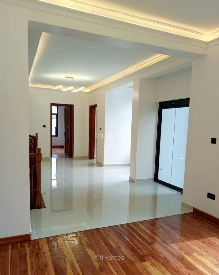 6 Bed Townhouse with En Suite in Karen - 6