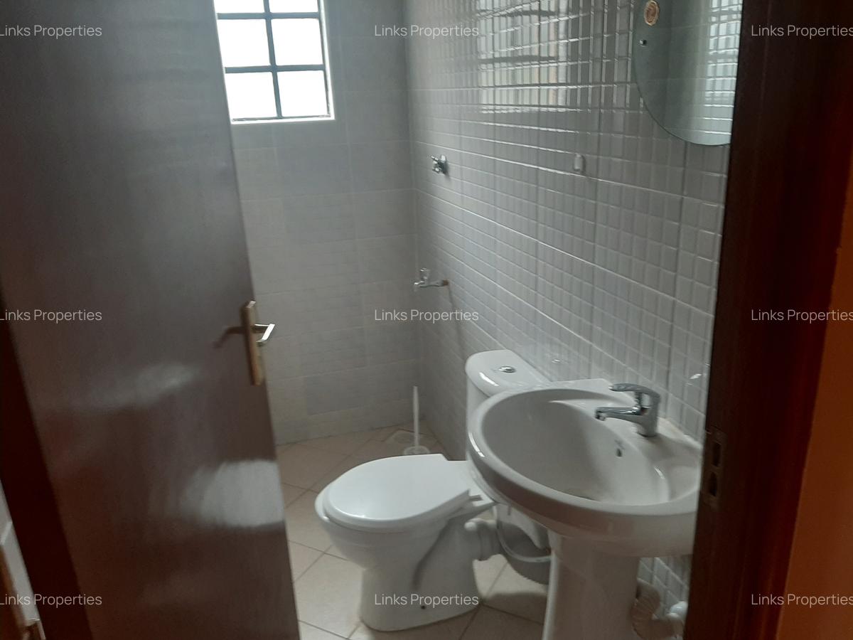 2 Bed Apartment with En Suite at Karen Hardy - 5