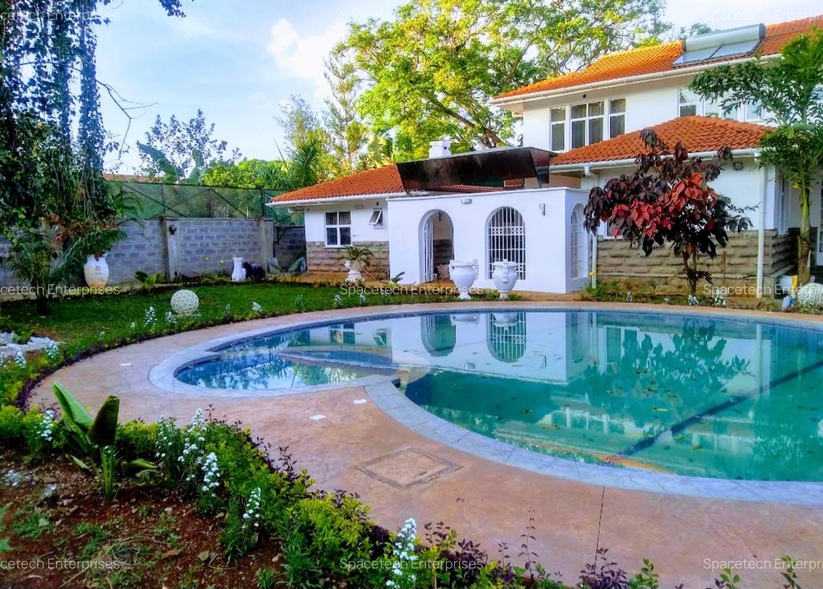 4 Bed House with En Suite in Runda - 1