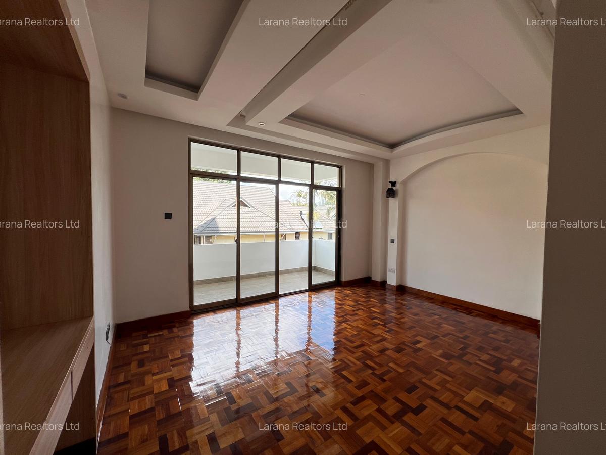 2 Bed Apartment with En Suite at Othaya Rd - 10