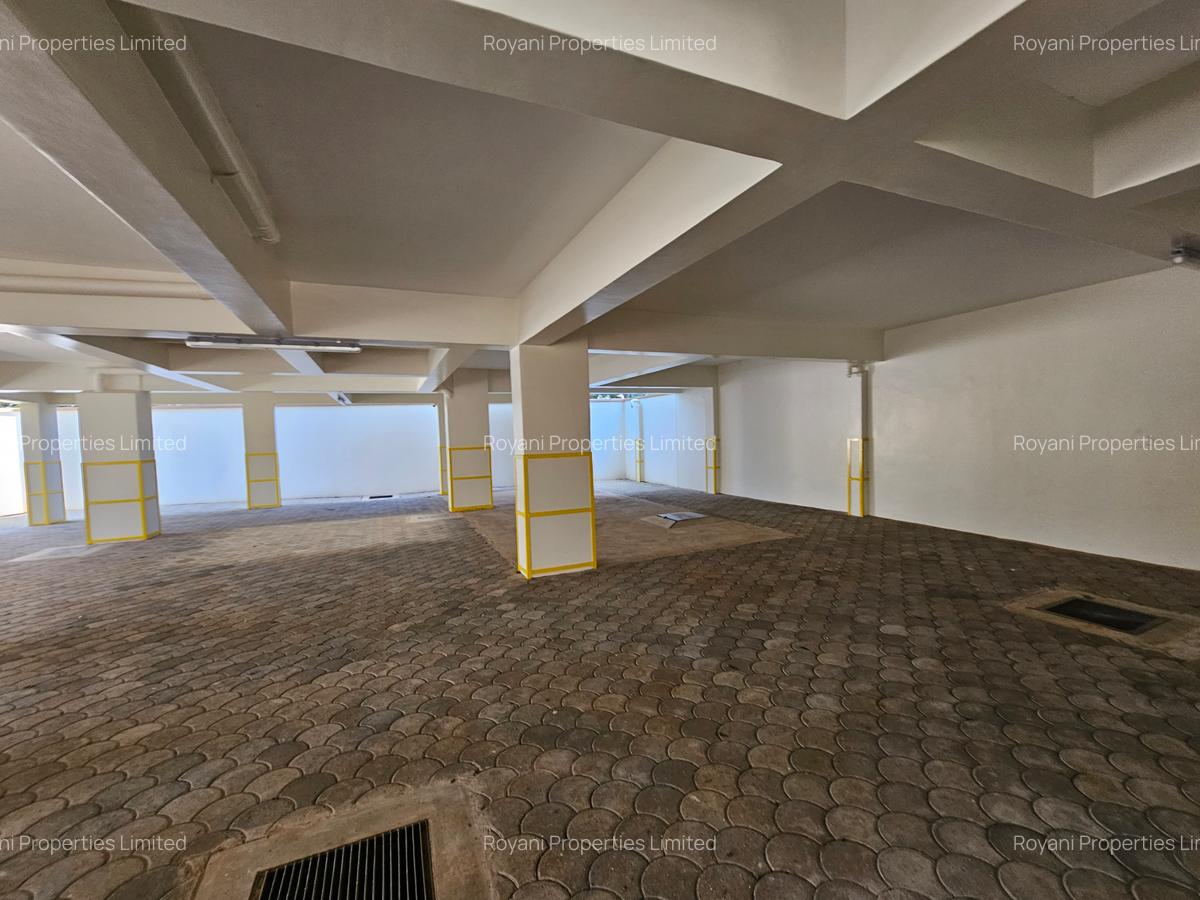 2 Bed Apartment with En Suite in Kiambu Road - 15