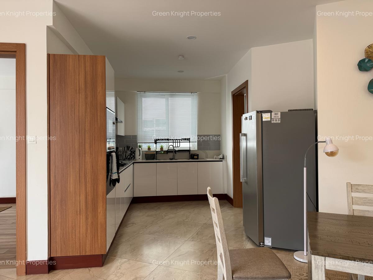 Serviced 2 Bed Apartment with En Suite in Parklands - 7