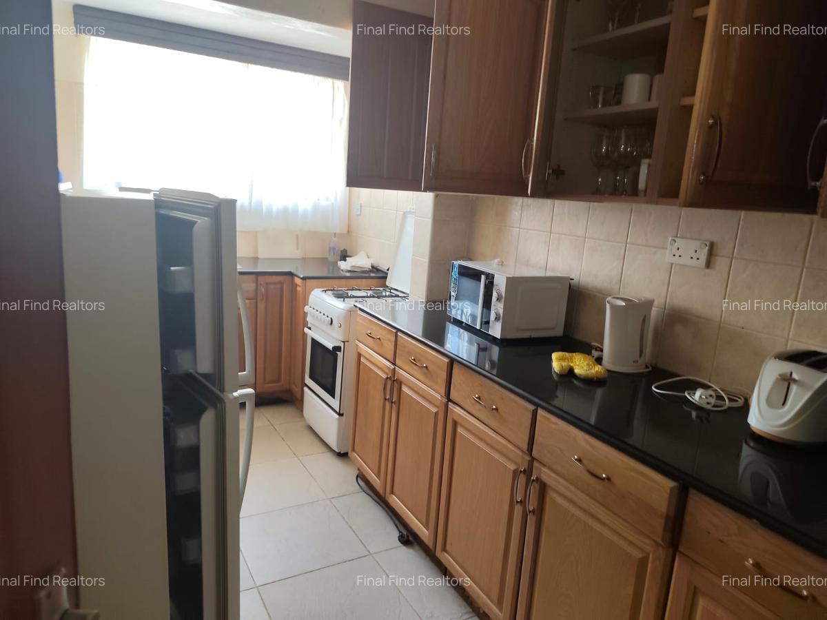 Serviced 2 Bed Apartment with En Suite in Runda - 14