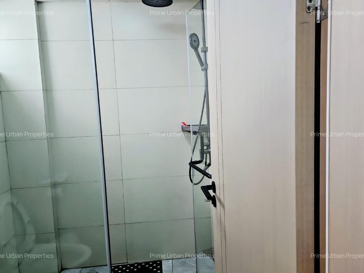 Serviced 1 Bed Apartment with En Suite in Westlands Area - 16
