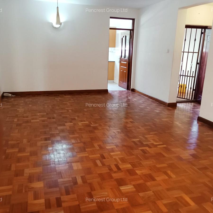 2 Bed Apartment with En Suite at Brookside - 6