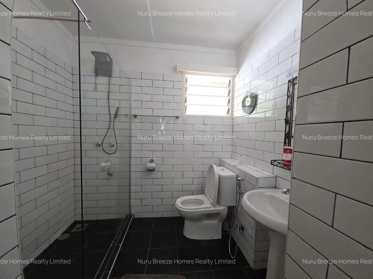 4 Bed House with En Suite in Loresho - 15