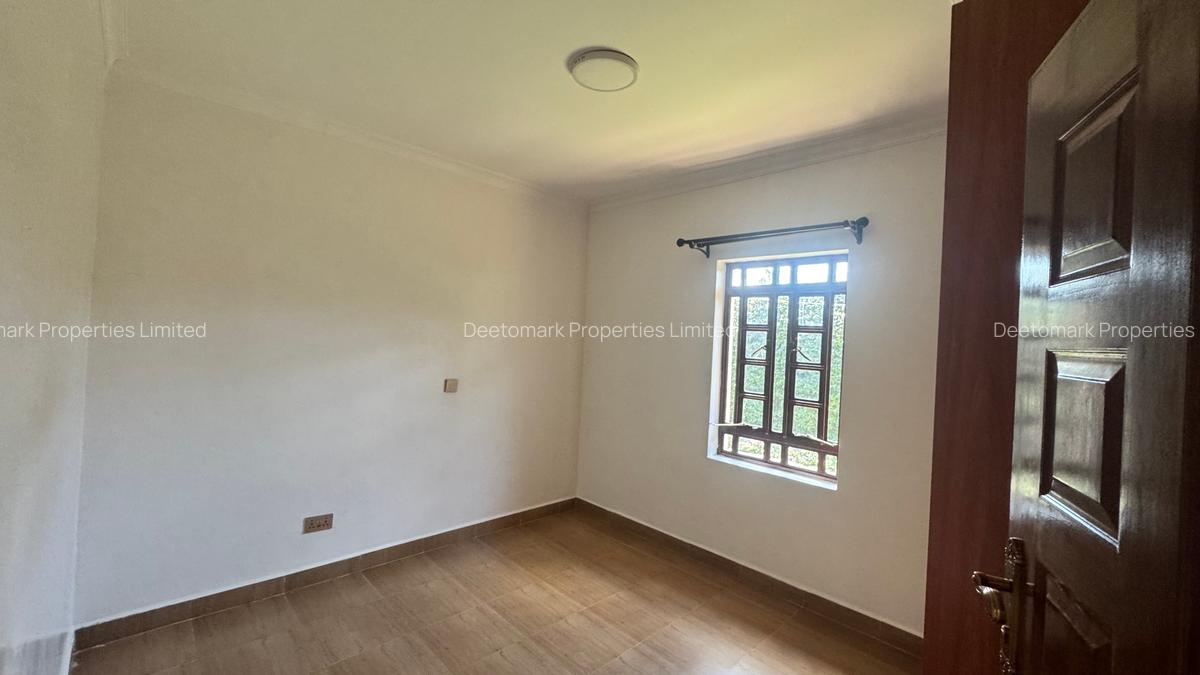 2 Bed House with Garden at Karen - 16