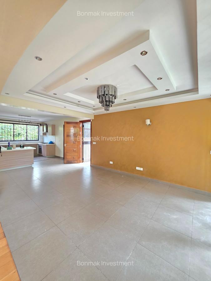 4 Bed Townhouse with En Suite at Lavington Green - 12