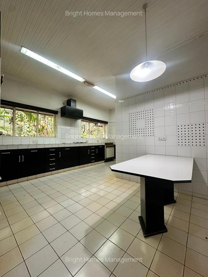 4 Bed House with En Suite in Kitisuru - 15