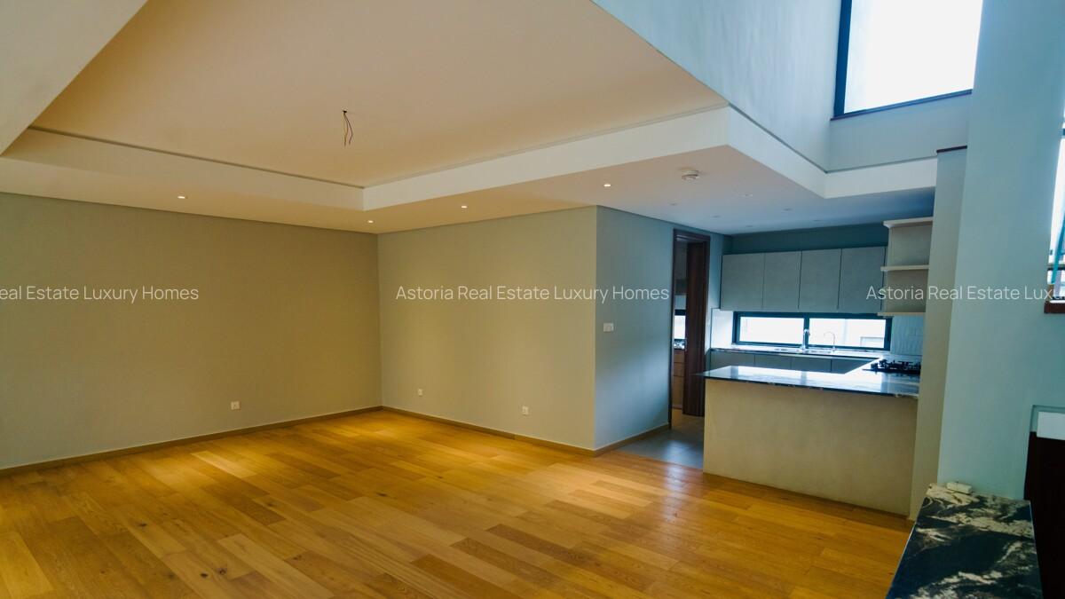 3 Bed Villa with En Suite at 2026-389 3 Bed - 8