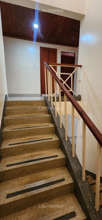 5 Bed House with En Suite at Langata Road - 11