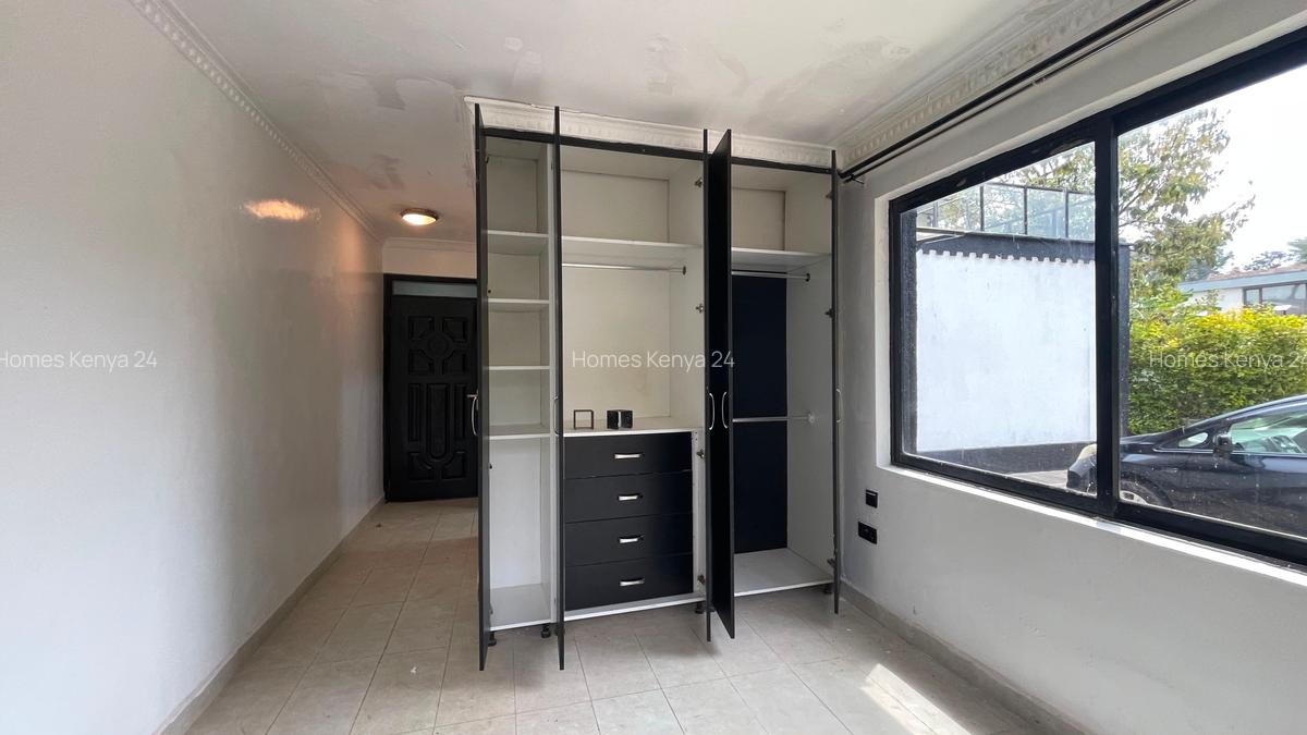 3 Bed House in Runda - 5