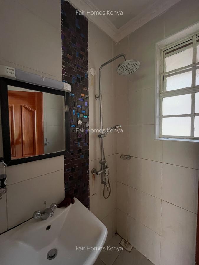 5 Bed Townhouse with En Suite at Lavington Green - 7